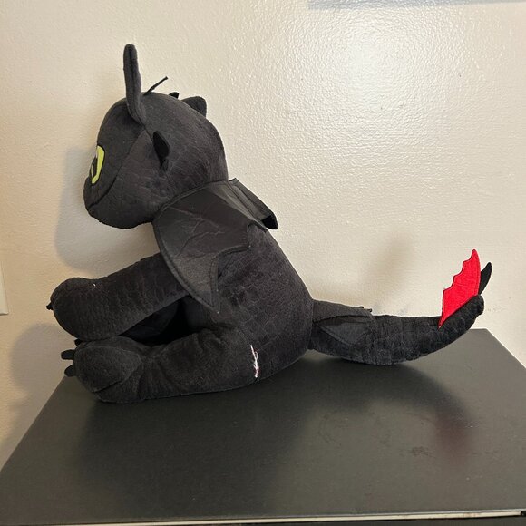 Build A Bear Toothless How to Train Your Dragon Stuffed animal with wings - Picture 5 of 6